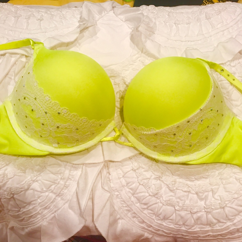 VS Push-up Bra
